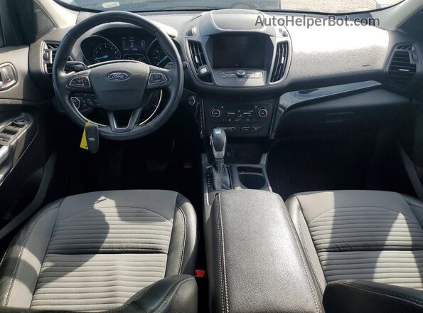 1FMCU0GD3KUB30825 2019 FORD ESCAPE Серебряный Вид панели приборов