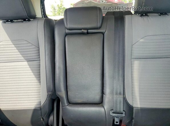 1FMCU0GD3KUB30825 2019 FORD ESCAPE Серебряный Вид задних сидений