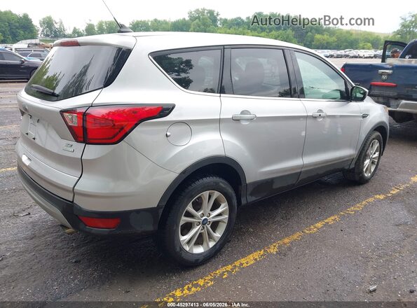 1FMCU0GD3KUB62206 2019 FORD ESCAPE Silver უკანა მარჯვენა