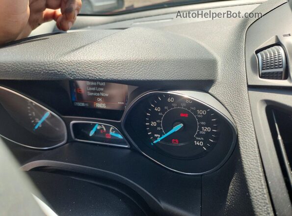 1FMCU0GD3KUB75845 2019 FORD ESCAPE Red Սարքավորումների վահանակի տեսք