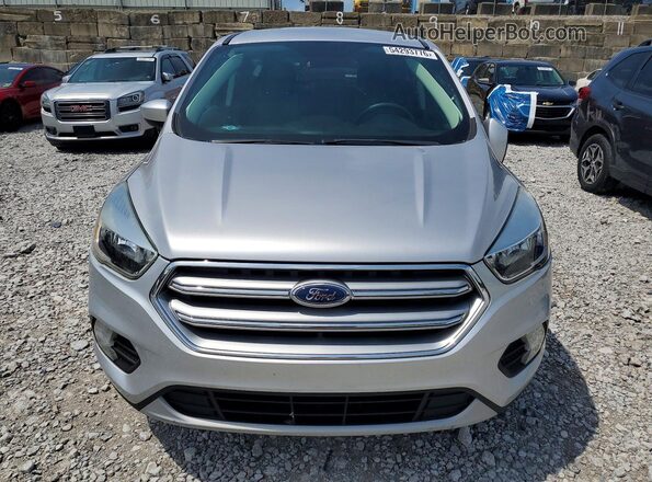 1FMCU0GD4HUB21110 2017 FORD ESCAPE Silver Vista frontal