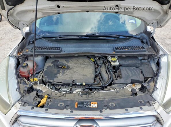 1FMCU0GD4HUC72559 2017 FORD ESCAPE White Вид підкапотного простору