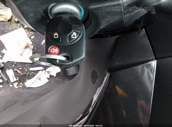 1FMCU0GD4HUC85781 2017 FORD ESCAPE White წინა პანელის ხედი