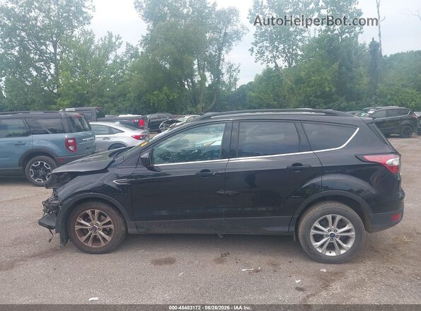 1FMCU0GD4HUD92944 2017 FORD ESCAPE Black 