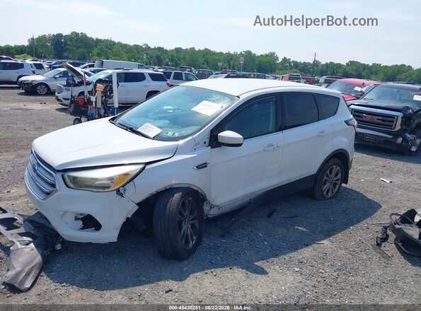 1FMCU0GD4HUE02033 2017 FORD ESCAPE White წინა მარცხენა ხედი სამი მეოთხედიდან