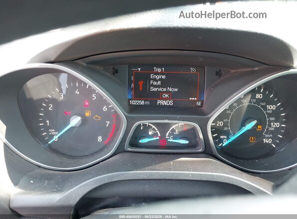 1FMCU0GD4HUE02033 2017 FORD ESCAPE White უკანა სავარძლების ხედი