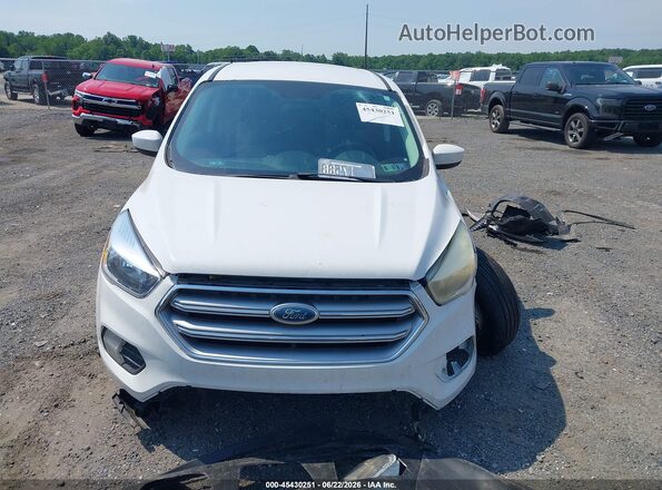 1FMCU0GD4HUE02033 2017 FORD ESCAPE White უკანა სალონის ხედი