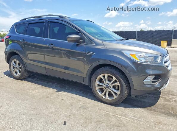 1FMCU0GD4JUD00799 2018 FORD ESCAPE Серый Передняя правая четверть