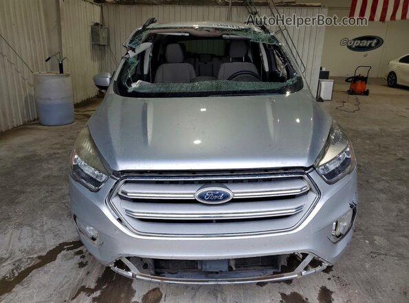 1FMCU0GD4JUD60615 2018 FORD ESCAPE Silver Front view