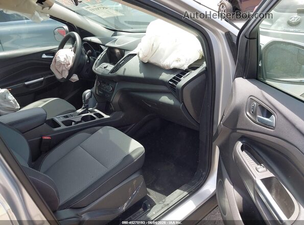 1FMCU0GD4KUA45489 2019 FORD ESCAPE Silver Вид салону спереду