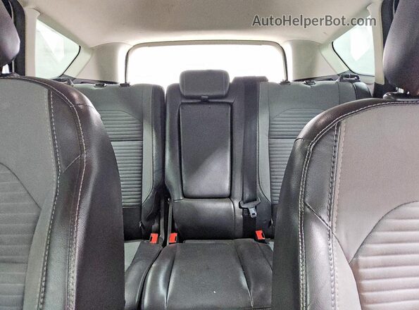 1FMCU0GD4KUC20775 2019 FORD ESCAPE Белый Вид задних сидений