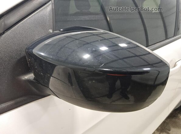 1FMCU0GD4KUC20775 2019 FORD ESCAPE Белый 