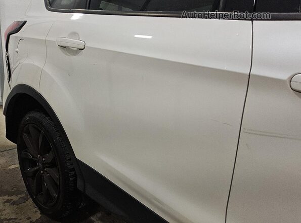 1FMCU0GD4KUC20775 2019 FORD ESCAPE Белый 