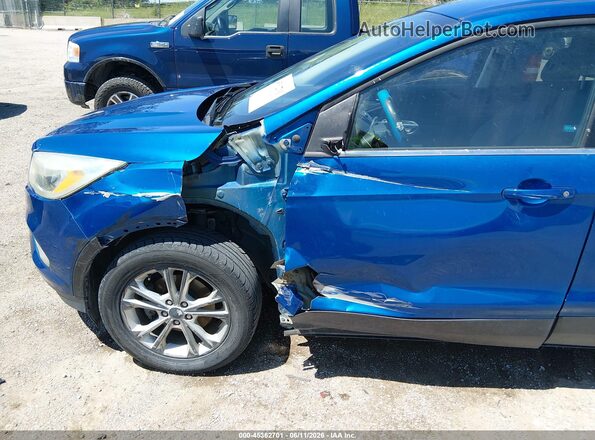 1FMCU0GD5HUA18097 2017 FORD ESCAPE Blue Widok zestawu wskaźników