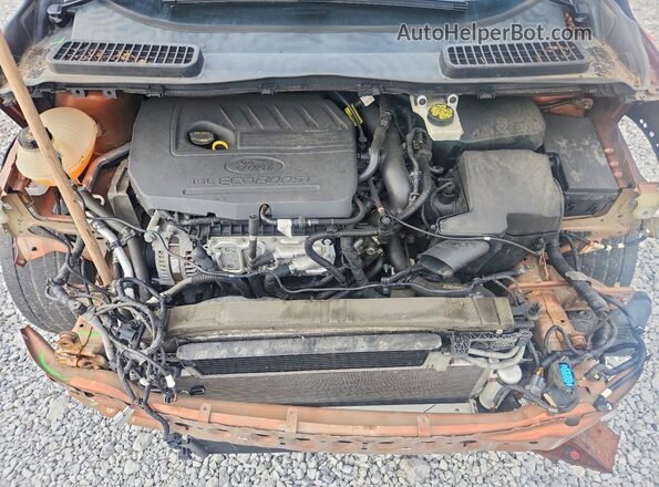 1FMCU0GD5HUA21288 2017 FORD ESCAPE Brown Engine compartment view