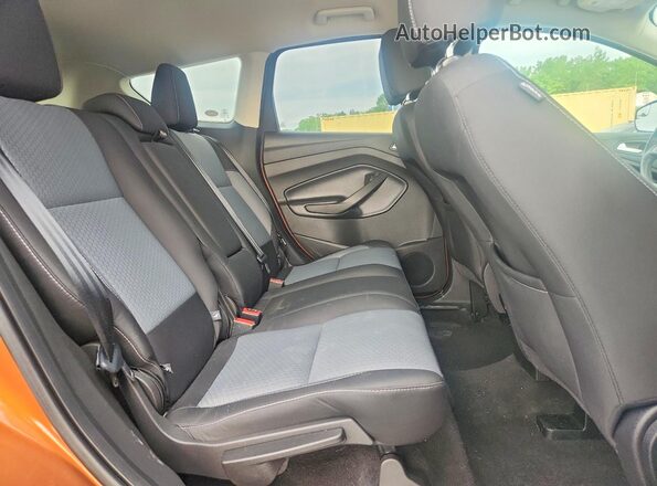 1FMCU0GD5HUA21288 2017 FORD ESCAPE Brown Rear interior view