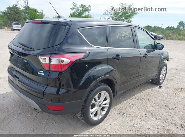 1FMCU0GD5HUE66243 2017 FORD ESCAPE Black Задня права чверть