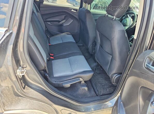 1FMCU0GD5KUB04940 2019 FORD ESCAPE Gray Widok wnętrza z tyłu