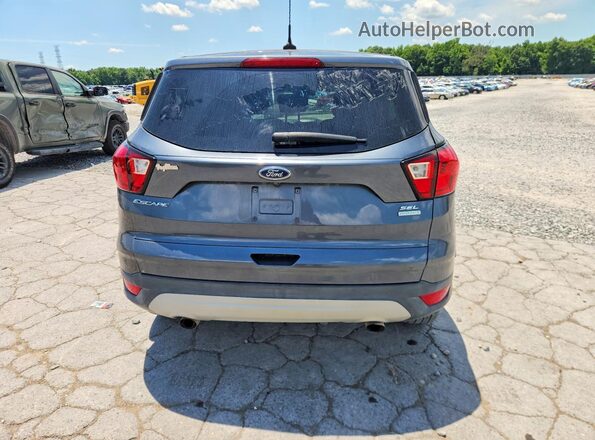 1FMCU0GD5KUB04940 2019 FORD ESCAPE Gray Widok z tyłu