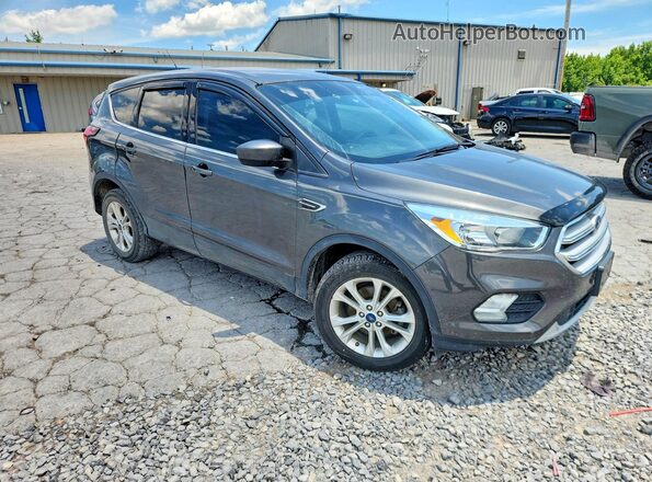 1FMCU0GD5KUB04940 2019 FORD ESCAPE Gray Przód prawy