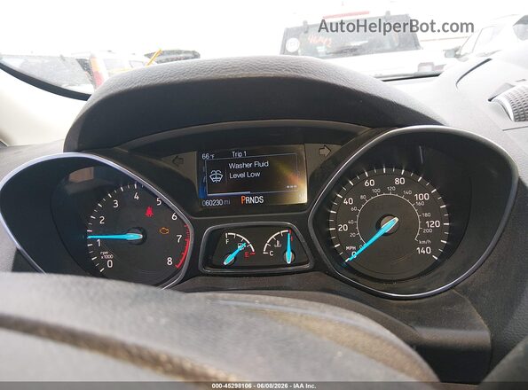 1FMCU0GD5KUB81906 2019 FORD ESCAPE White Widok tylnych siedzeń