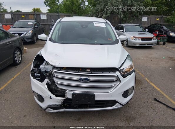 1FMCU0GD5KUB81906 2019 FORD ESCAPE White Widok zestawu wskaźników