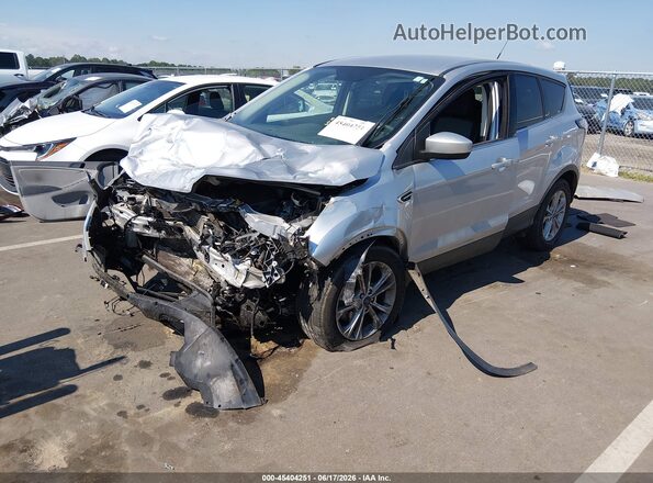 1FMCU0GD6HUB95564 2017 FORD ESCAPE Silver Առջևի ձախ երեք քառորդ տեսարան
