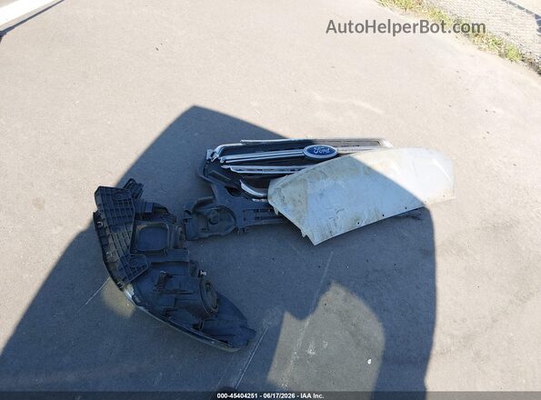 1FMCU0GD6HUB95564 2017 FORD ESCAPE Silver Սարքավորումների վահանակի տեսք