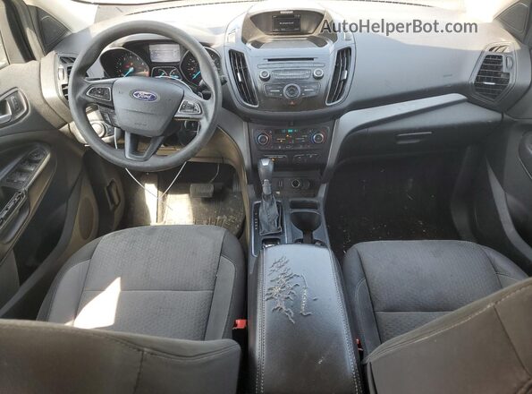 1FMCU0GD6HUD07618 2017 FORD ESCAPE Gold წინა პანელის ხედი