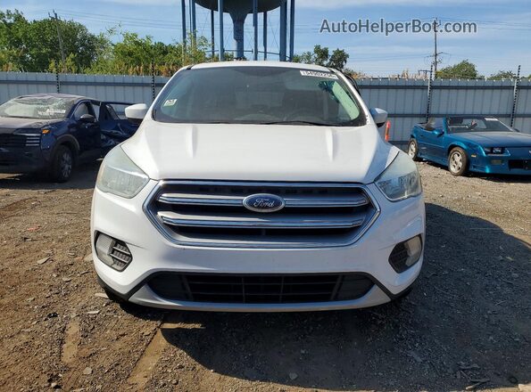 1FMCU0GD6HUD78561 2017 FORD ESCAPE White Դիմացի տեսք