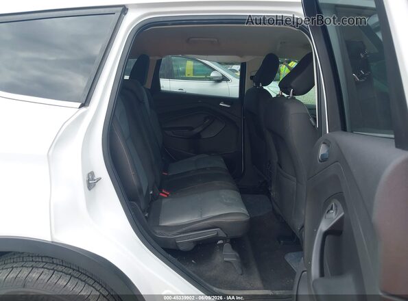 1FMCU0GD6JUA75978 2018 FORD ESCAPE White VIN კოდის სტიკერის ხედი