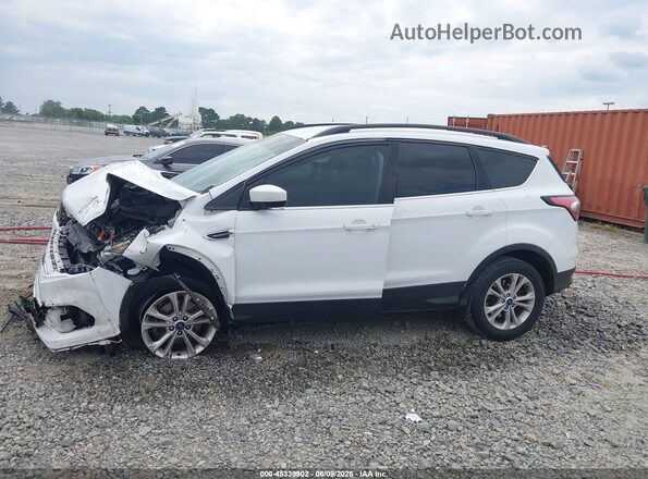1FMCU0GD6JUA75978 2018 FORD ESCAPE White უკანა სალონის ხედი