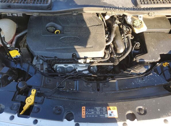 1FMCU0GD6JUB71156 2018 FORD ESCAPE Black Engine compartment view