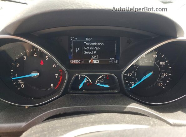 1FMCU0GD6JUC31890 2018 FORD ESCAPE White Instrument cluster view