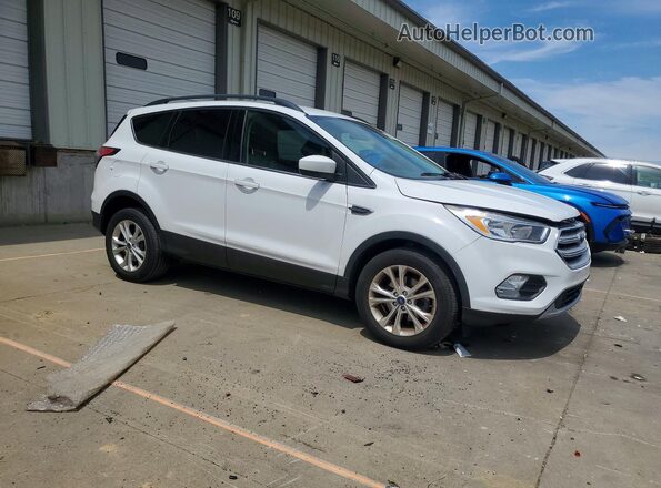 1FMCU0GD6JUC31890 2018 FORD ESCAPE White Front right