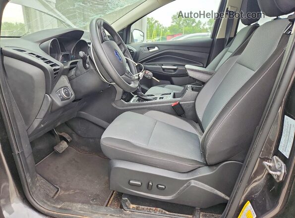 1FMCU0GD6JUD35702 2018 FORD ESCAPE Серый Вид салона спереди