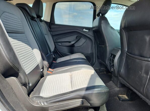 1FMCU0GD6KUB26428 2019 FORD ESCAPE White უკანა სალონის ხედი