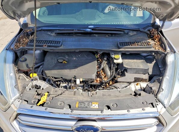 1FMCU0GD7HUC68165 2017 FORD ESCAPE Silver 