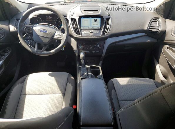 1FMCU0GD7HUC68165 2017 FORD ESCAPE Silver 