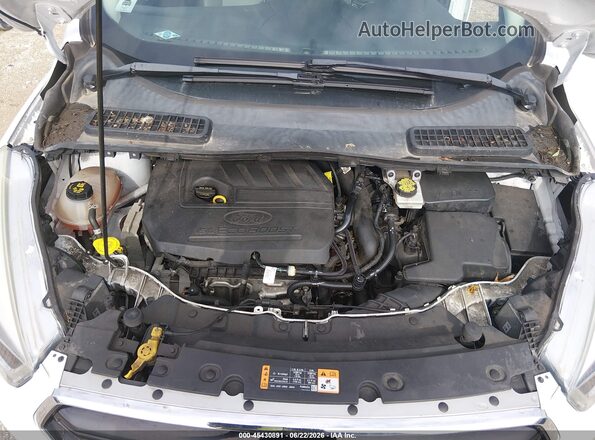 1FMCU0GD7HUC76864 2017 FORD ESCAPE Белый Вид сзади