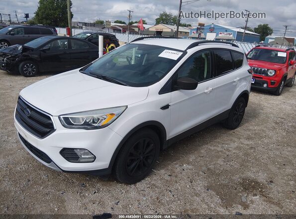 1FMCU0GD7HUC76864 2017 FORD ESCAPE Белый Передняя левая четверть
