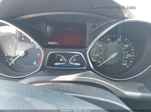 1FMCU0GD7HUD28459 2017 FORD ESCAPE Silver უკანა სავარძლების ხედი