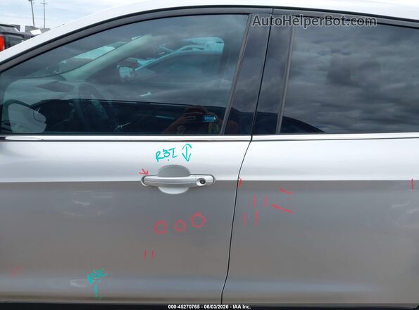 1FMCU0GD7HUE54031 2017 FORD ESCAPE Silver 