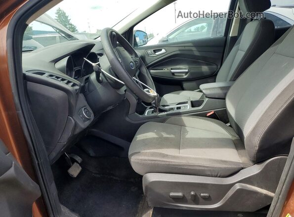 1FMCU0GD7HUE69502 2017 FORD ESCAPE Orange Առջևի վահանակի տեսք