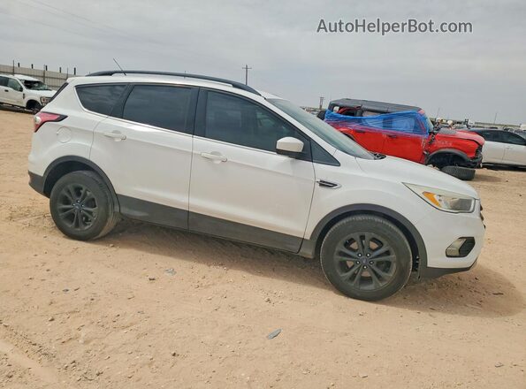 1FMCU0GD7JUB76222 2018 FORD ESCAPE Белый 