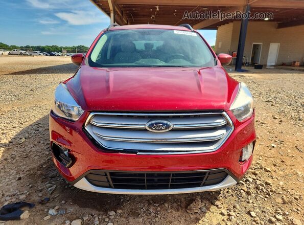 1FMCU0GD7JUC44969 2018 FORD ESCAPE Red Widok z przodu