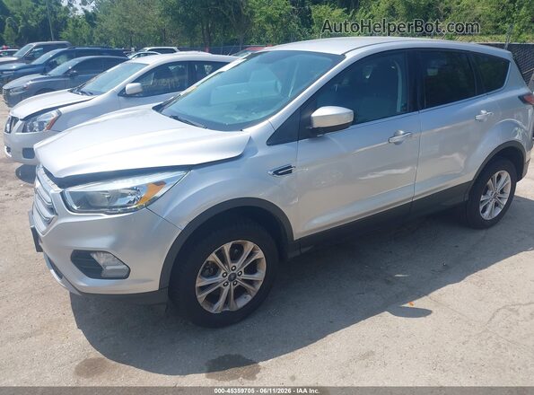 1FMCU0GD8HUC25101 2017 FORD ESCAPE Silver Передня ліва чверть