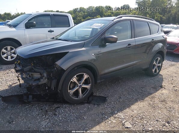 1FMCU0GD8HUD24498 2017 FORD ESCAPE Серый Передняя левая четверть