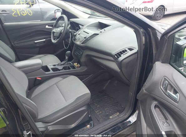 1FMCU0GD8HUD25750 2017 FORD ESCAPE Black Front interior view