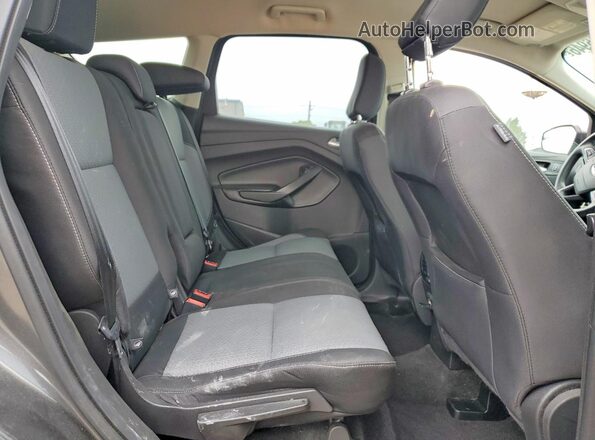 1FMCU0GD8JUA02451 2018 FORD ESCAPE Gray Widok wnętrza z tyłu